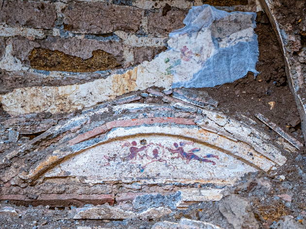 Nuove scoperte archeologiche: un settore sconosciuto della Necropoli Ostiense-Foto: particolare di un arcosolio una sepoltura della Necropoli Nuove scoperte archeologiche: un settore sconosciuto della Necropoli Ostiense-Foto: particolare di un arcosolio una sepoltura della Necropoli