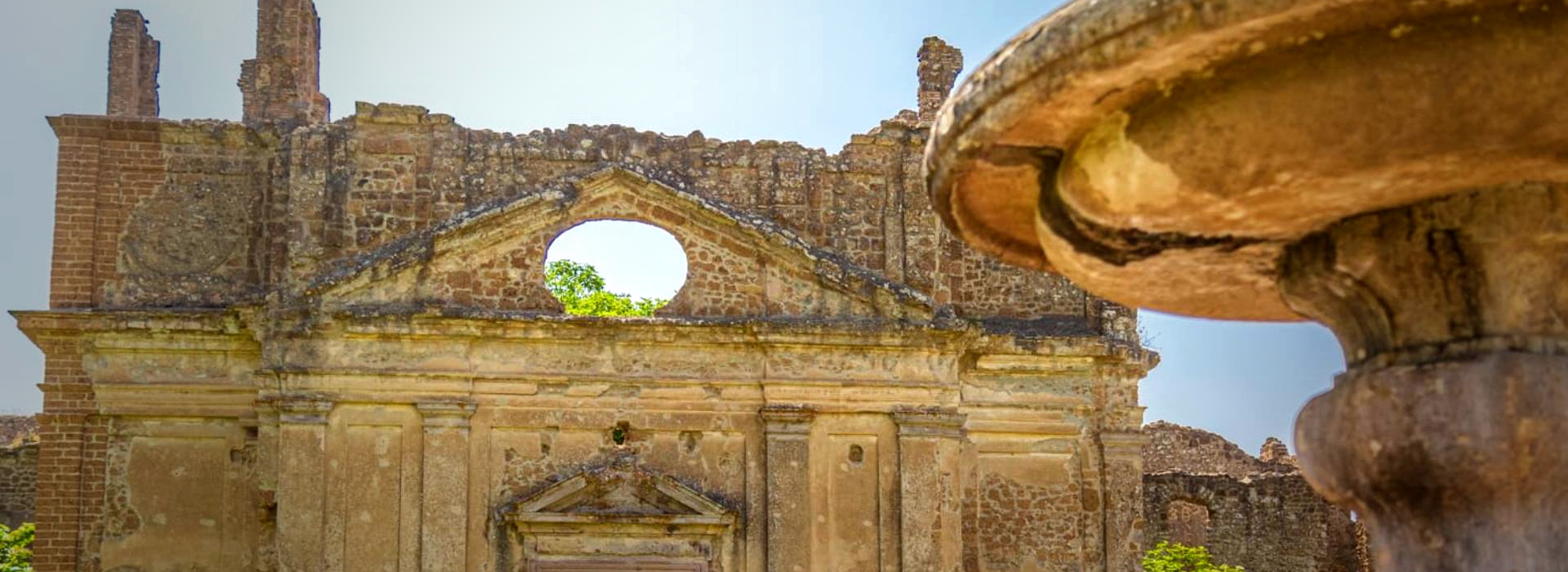 Borghi perduti e fortezze fantasma
