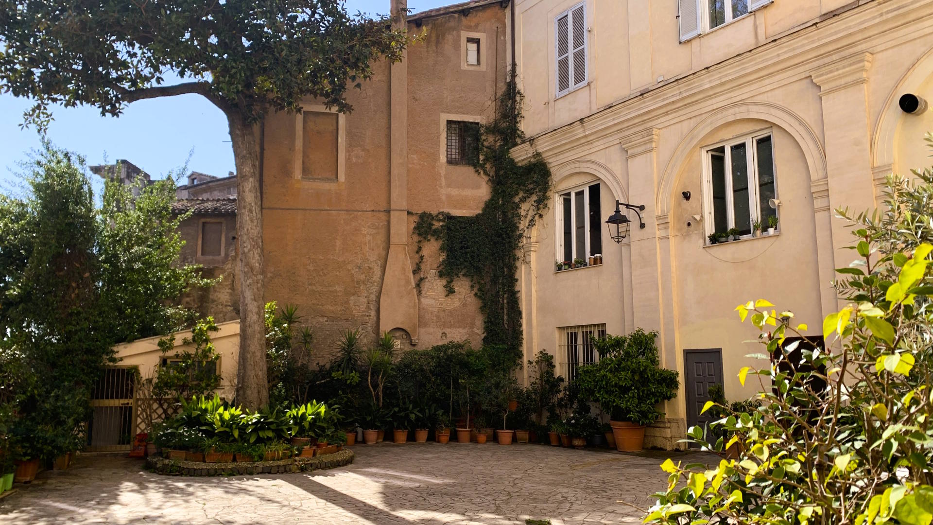 Chiostro di Campitelli ph. Turismo Roma
