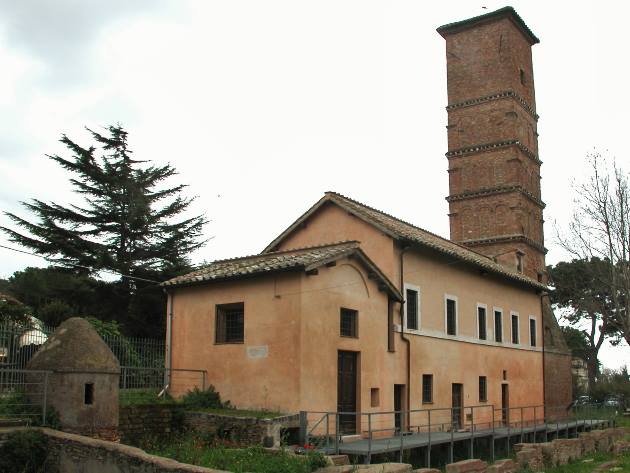 Complesso della basilica di Sant'Ippolito ph Parco Archeologico di Ostia Antica