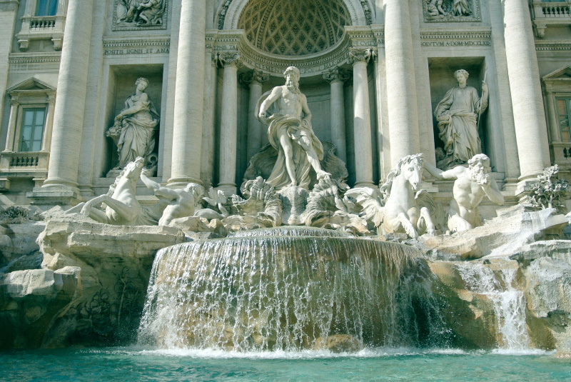 Fontana di Trevi Fontana di Trevi