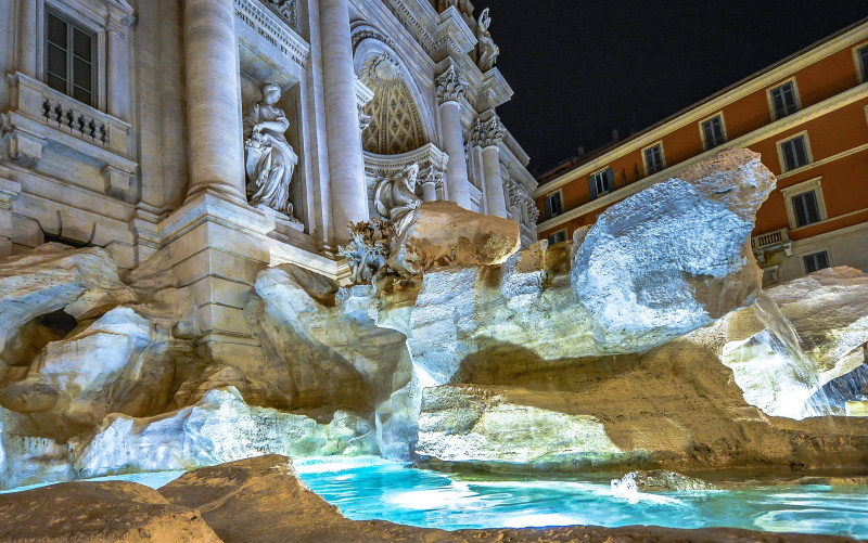 Fontana di Trevi Fontana di Trevi