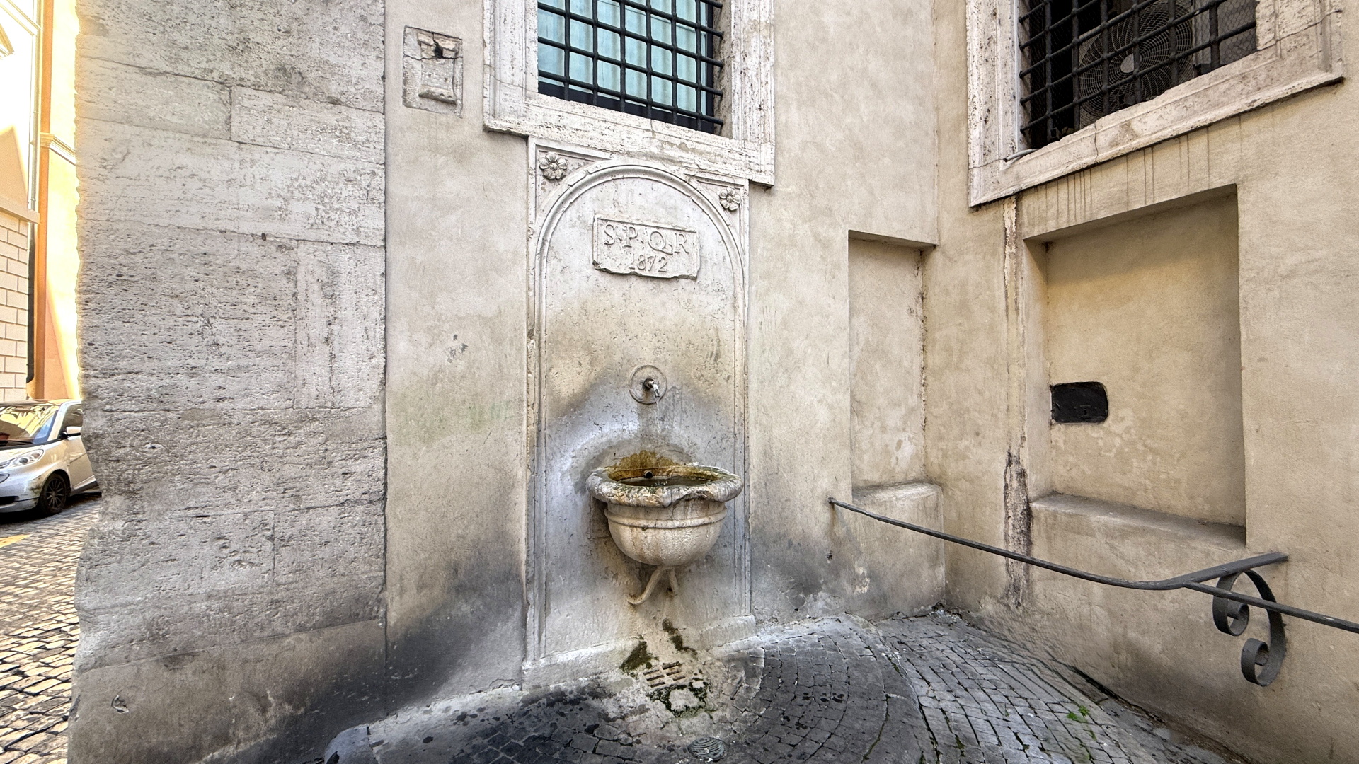 Fontanella di via della Posta Vecchia Ph. Turismo Roma Fontanella di via della Posta Vecchia Ph. Turismo Roma