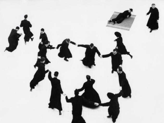 Mario Giacomelli, Io non ho mani che mi accarezzino il volto, 1961-63 © Archivio Mario Giacomelli Mario Giacomelli, Io non ho mani che mi accarezzino il volto, 1961-63 © Archivio Mario Giacomelli