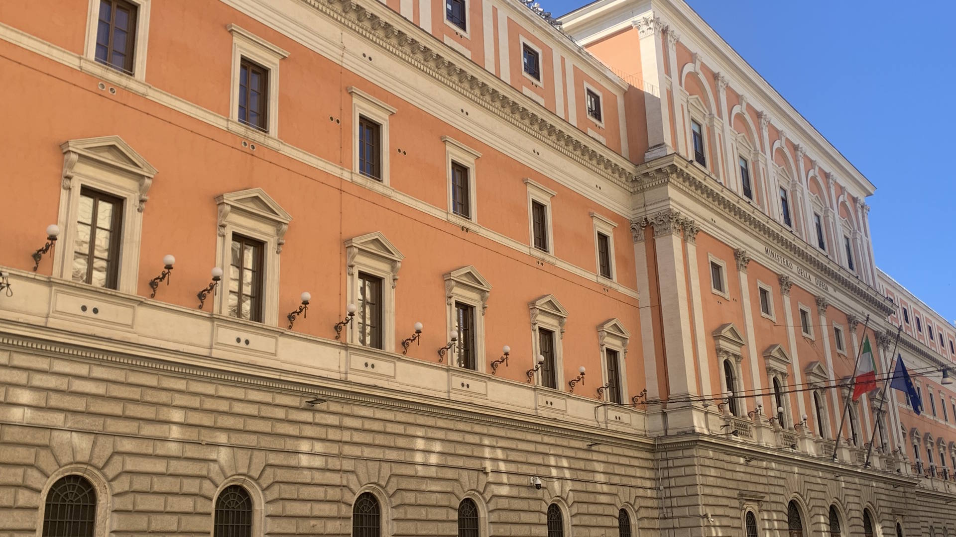 Palazzo Esercito ph. Turismo Roma