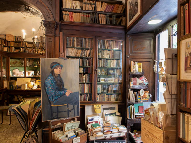 Prima sala - Antica Libreria Cascianelli