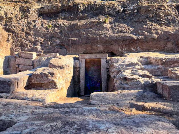 Nuove scoperte archeologiche al Parco delle Acacie di Pietralata-Foto: Ingresso di una tomba di età repubblicana