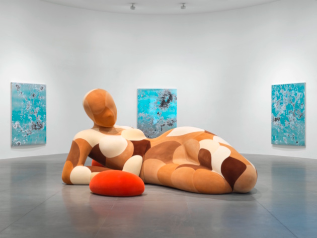 Urs Fischer, After Nature, 2025, installation view. Artwork © Urs Fischer Photo: Stefan Altenburger, Courtesy Gagosian