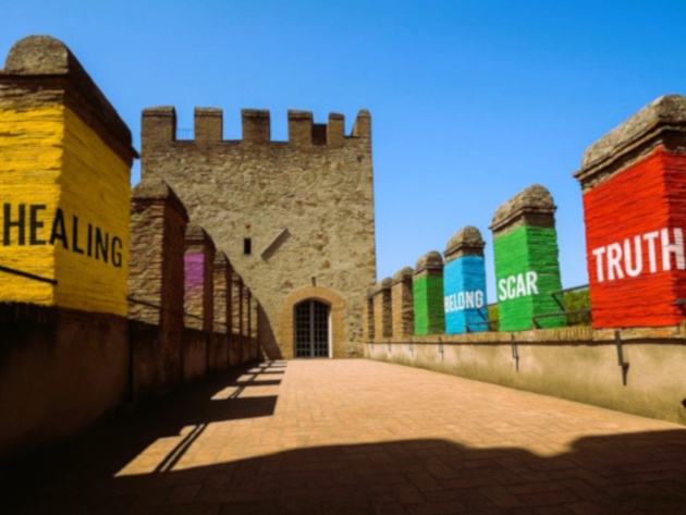 Amir Zainorin. Gravity of the Wall Amir Zainorin. Gravity of the Wall