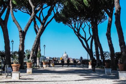 Visiting the Rome Rose Garden — The Empty Nest Explorers