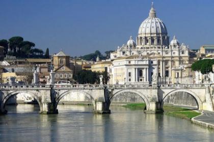 Basilica di San Pietro dal Tevere Basilica di San Pietro dal Tevere