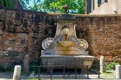 Fontana del Mascherone Ph. Turismo Roma Fontana del Mascherone Ph. Turismo Roma