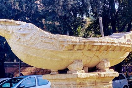 Fontana della Navicella