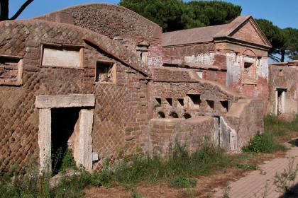 Necropoli di Porto all'Isola Sacra-Foto sito ufficiale Parco Archeologico di Ostia Antica