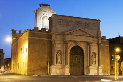 Porta Pia e il Museo Storico dei Bersaglieri