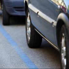 Installazione sensori SOSPASS – Parcheggio intelligente su strisce blu-Foto: Pagina ufficiale Facebook di Roma Capitale