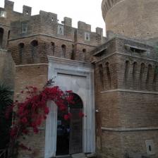 Borgo di Ostia antica, Castello