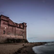 Castello di Santa Severa visto dal mare