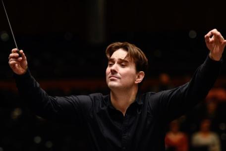 Alexander Soddy – Fauré / Ravel-Foto: sito ufficiale dell'Auditorium Parco della Musica