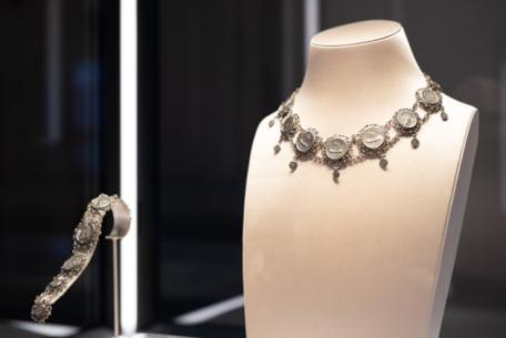 Una storia infinita. Arte orafa da Castellani a Bvlgari