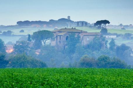 Borgo di Isola Farnese