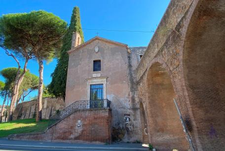 Chiesa di Santa Maria del Buon Aiuto nell'Anfiteatro Castrense