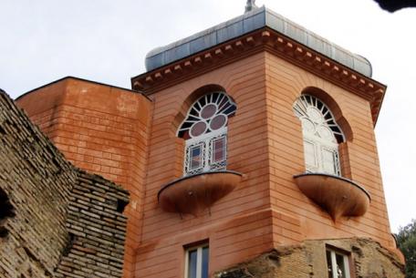 Apertura straordinaria della Torre Moresca di Villa Torlonia-Foto: sito ufficiale di Villa Torlonia Apertura straordinaria della Torre Moresca di Villa Torlonia-Foto: sito ufficiale di Villa Torlonia