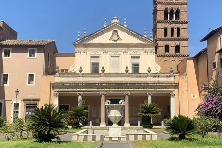 Fontana con Cantharos ph. Turismo Roma Fontana con Cantharos ph. Turismo Roma