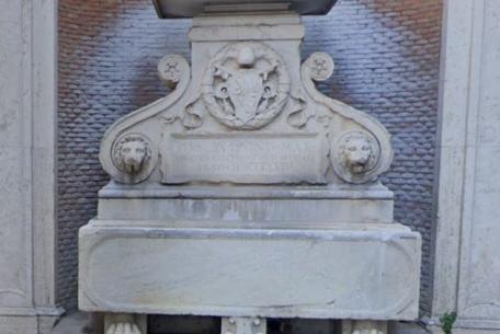 Fontana di Pio IX a Via Annia