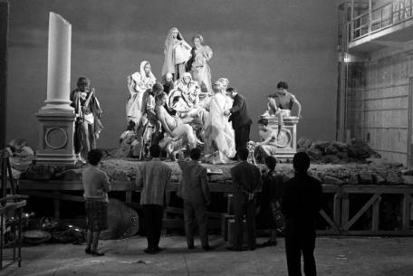 Foto di scena La ricotta, 1963, foto Paul Ronald, Collezione Maraldi Foto di scena La ricotta, 1963, foto Paul Ronald, Collezione Maraldi