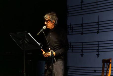 Sergio Rubini - Gli occhiali di Šostakovič-Foto: locandina ufficiale dello spettacolo