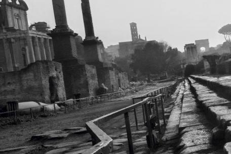 Roma, Italia, 2000 © Josef Koudelka Magnum Photos Roma, Italia, 2000 © Josef Koudelka Magnum Photos