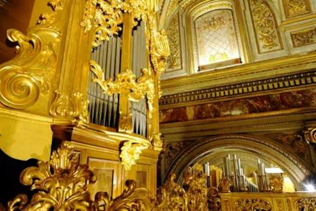 L'organo di Sant'Antonio dei Portoghesi-Foto sito ufficiale di Sant'Antonio dei Portoghesi L'organo di Sant'Antonio dei Portoghesi-Foto sito ufficiale di Sant'Antonio dei Portoghesi