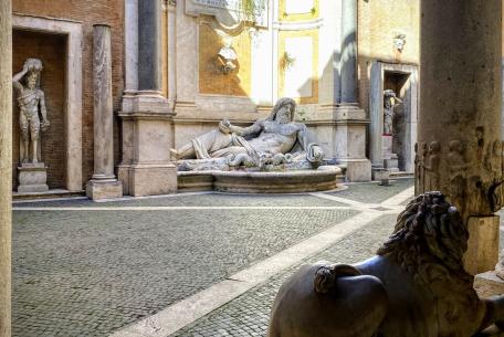 Marforio - Palazzo Nuovo ph. Turismo Roma