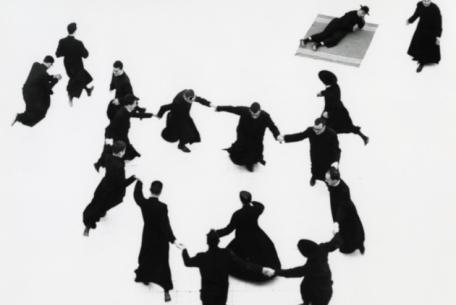 Mario Giacomelli, Io non ho mani che mi accarezzino il volto, 1961-63 © Archivio Mario Giacomelli Mario Giacomelli, Io non ho mani che mi accarezzino il volto, 1961-63 © Archivio Mario Giacomelli