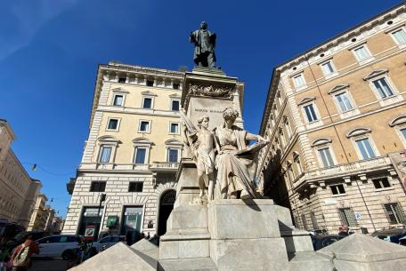 Monumento a Marco Minghetti Ph. Turismo Roma