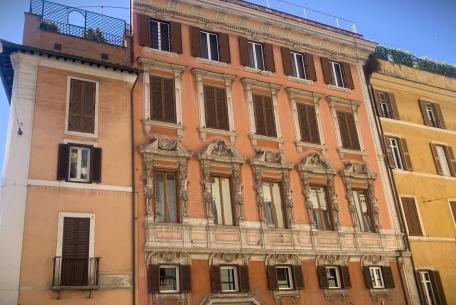 Palazzo Toni ph. Turismo Roma