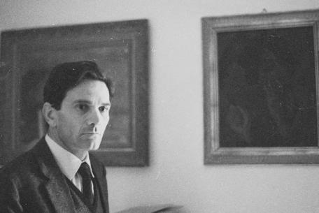 Pier Paolo Pasolini a Roma nella sua casa di Monteverde, 1962 Fotografia di Ezio Vitale © Salvatore Giansiracusa ITALFOTO Pier Paolo Pasolini a Roma nella sua casa di Monteverde, 1962 Fotografia di Ezio Vitale © Salvatore Giansiracusa ITALFOTO