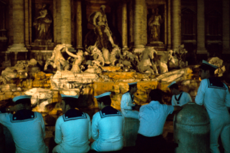 Fontaine De Trevi,1974 (c) donation Hervé Gloaguen, Ministère de la Culture (France), Médiathèque du patrimoine et de la photographie
