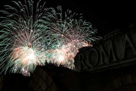 Stelle di Fuoco - Campionato Fuochi d'artificio-Foto: sito ufficiale di Cinecittà World Stelle di Fuoco - Campionato Fuochi d'artificio-Foto: sito ufficiale di Cinecittà World
