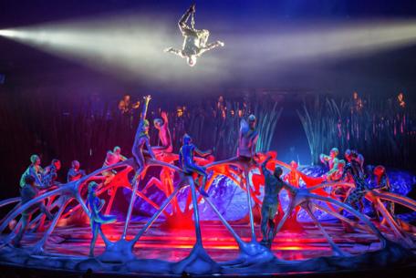 Totem-Cirque du Soleil Tor di Quinto Totem-Cirque du Soleil Tor di Quinto