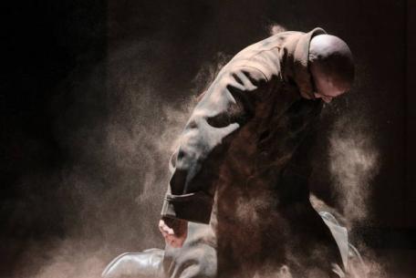 Tragudia - Il Canto di Edipo-Foto: locandina ufficiale dello spettacolo