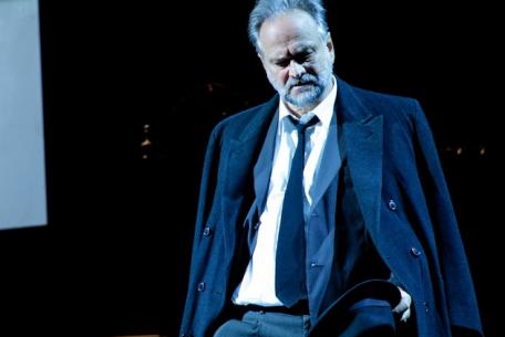 Uno sguardo dal ponte-Foto: sito ufficiale del Teatro Argentina Uno sguardo dal ponte-Foto: sito ufficiale del Teatro Argentina