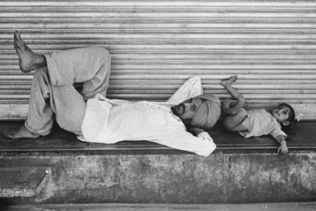 Padre e figlio, New Delhi, India, 1960 Padre e figlio, New Delhi, India, 1960