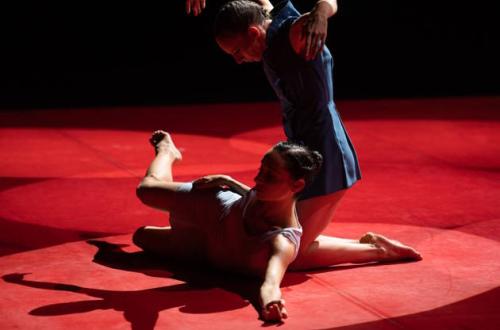 Serata Preljocaj, Annonciation, Federica Maine (Arcangelo, Giorgia Calenda (Marie), ph. Fabrizio Sansoni, Opera di Roma 2022 Serata Preljocaj, Annonciation, Federica Maine (Arcangelo, Giorgia Calenda (Marie), ph. Fabrizio Sansoni, Opera di Roma 2022