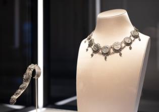 Una storia infinita. Arte orafa da Castellani a Bvlgari