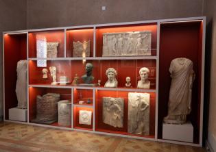 Ercolano. L’arte di vivere, Sezione La Wunderkammer Ph. Museo Nazionale di Castel Sant'Angelo Ercolano. L’arte di vivere, Sezione La Wunderkammer Ph. Museo Nazionale di Castel Sant'Angelo