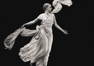 George Hoyningen-Huene, Sonia Colmer, Vionnet Pyjamas 1, 1931 © George Hoyningen-Huene Estate Archives