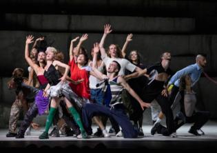 (LA)HORDE Ballet National de Marseille. Foto Romaeuropa Festival © Maria Baranova
