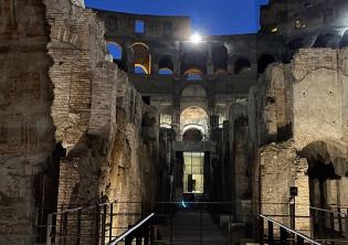 La Luna sul Colosseo-Foto: sito ufficiale del Parco Archeologico del Colosseo